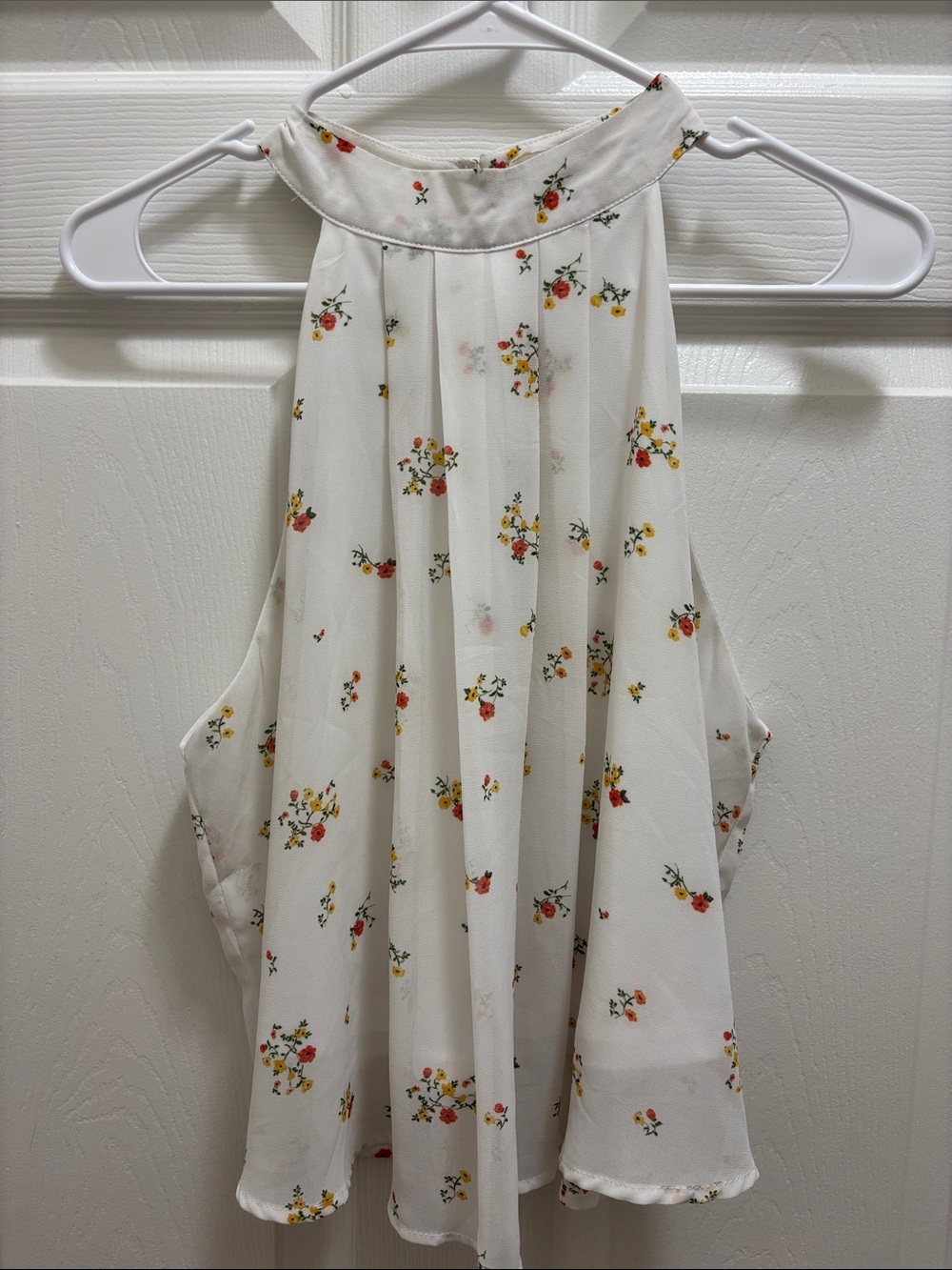 Active USA White Floral Halter Neck Blouse